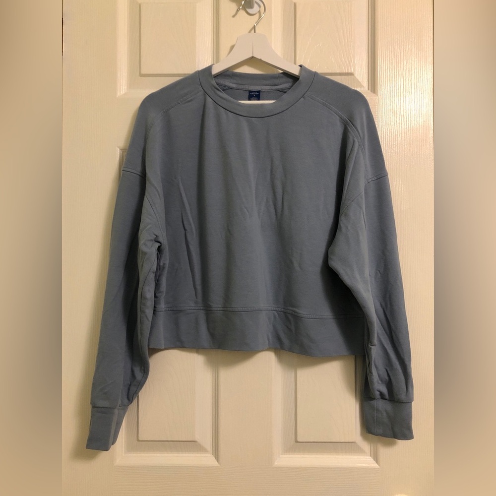 2/$10🌷Old Navy | French terry oversized crop sweatshirt (S)
